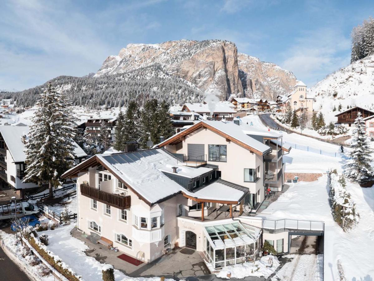 Villa David Dolomites セルヴァ・ディ・ヴァル・ガルデーナ エクステリア 写真